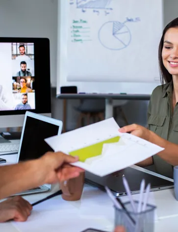 Entrenamiento empresarial en seguridad laboral con apoyo digital